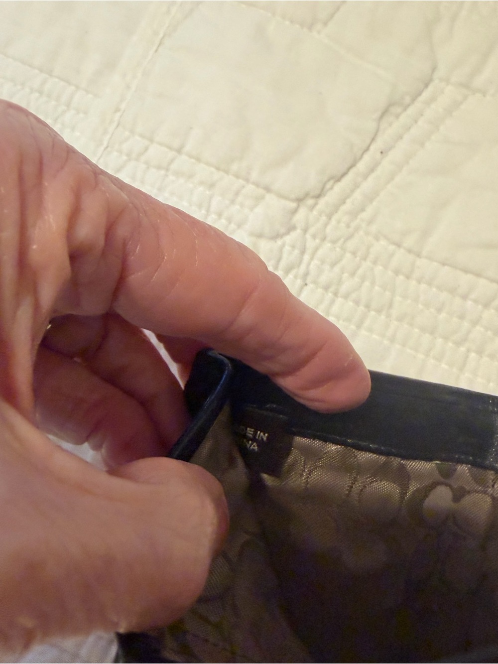 Coach Hampton Black Leather Trifold Wallet with Embossed Logo - Picture 6 of 9